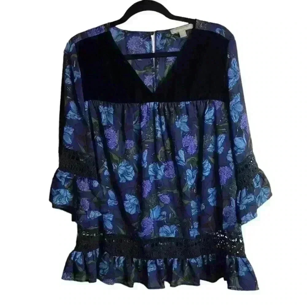 Women Within 14/16 Blouse Lace Velvet Floral Plus Size Top Flowy Flutter Sleeve